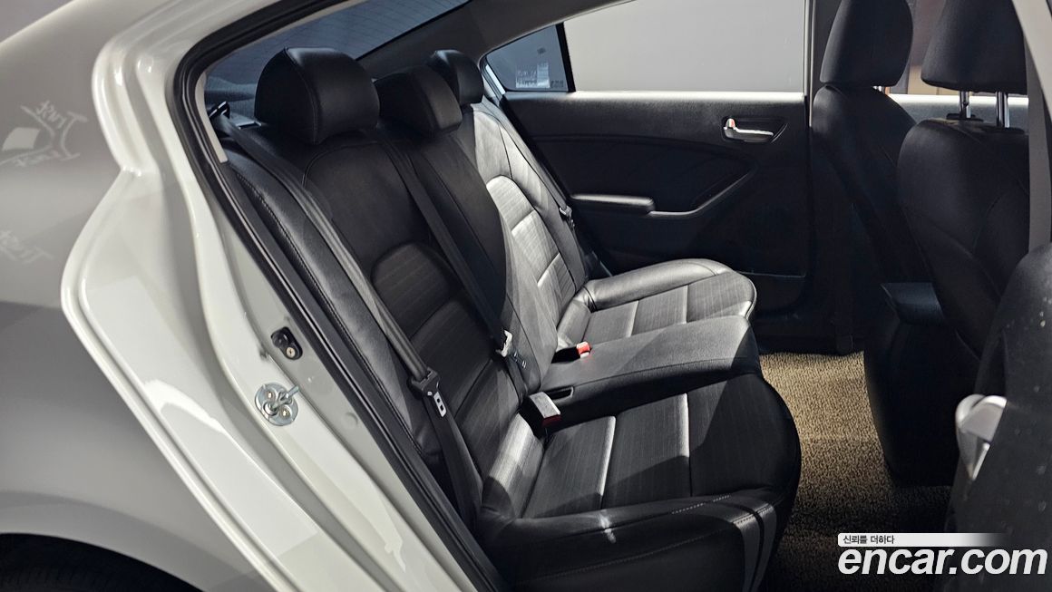 Kia K3 2017