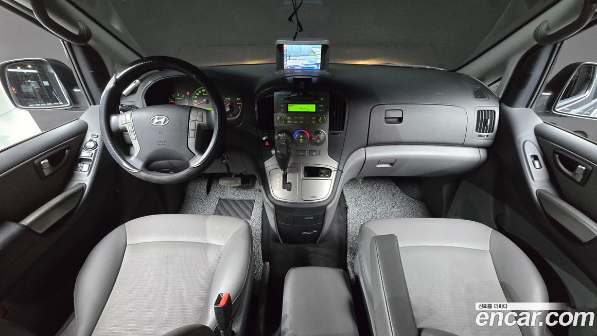 Hyundai Starex 2012