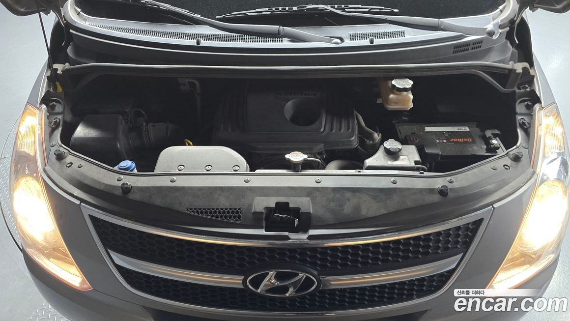 Hyundai Starex 2012