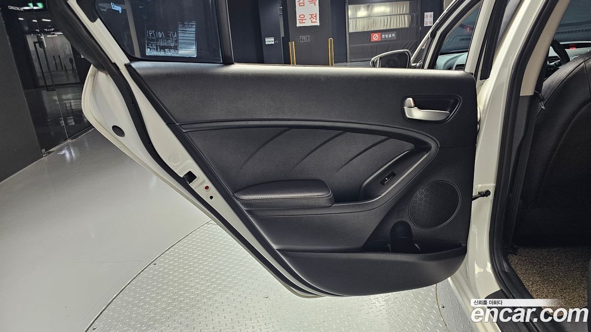 Kia K3 2017