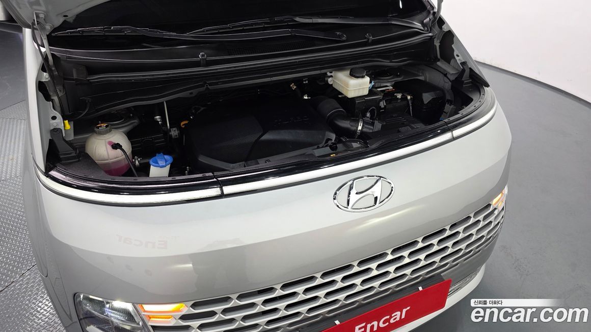 Hyundai Staria 2022