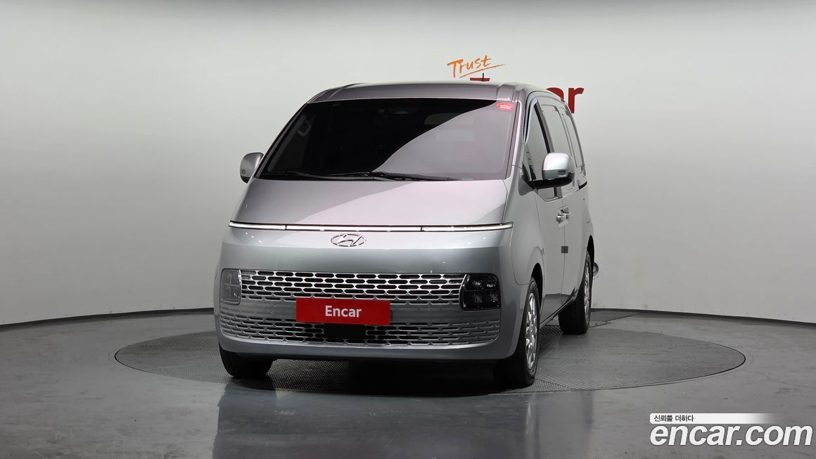 Hyundai Staria 2022