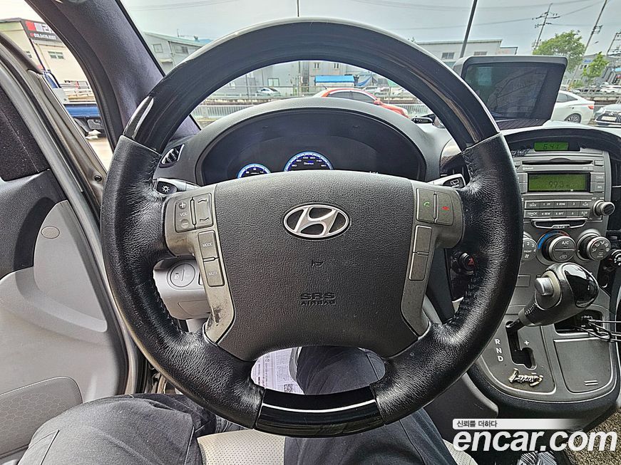 Hyundai Starex 2013