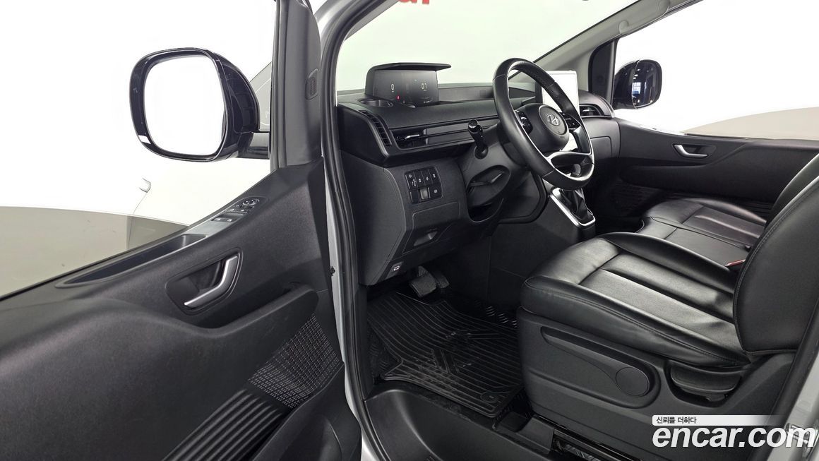 Hyundai Staria 2022