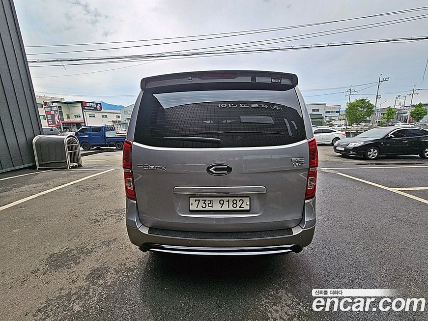 Hyundai Starex 2013