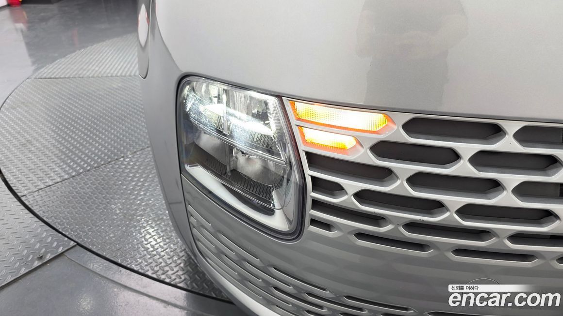 Hyundai Staria 2022