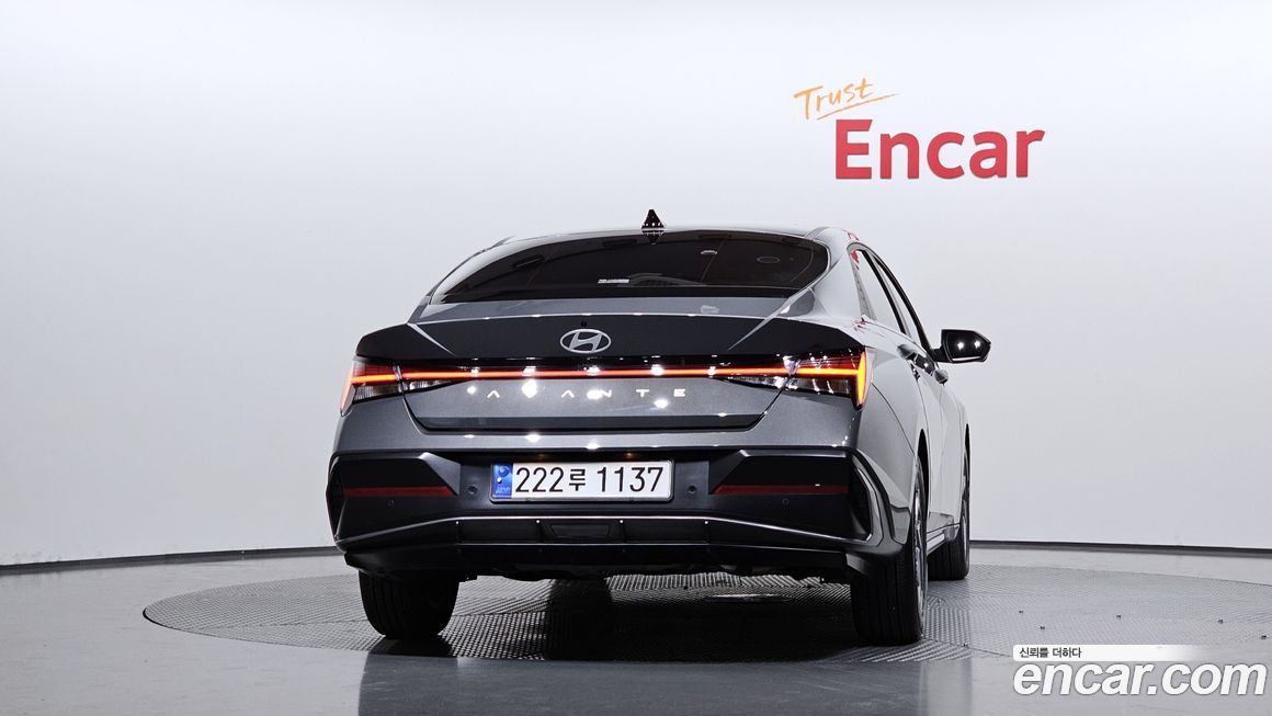 Hyundai AVANTE 2025