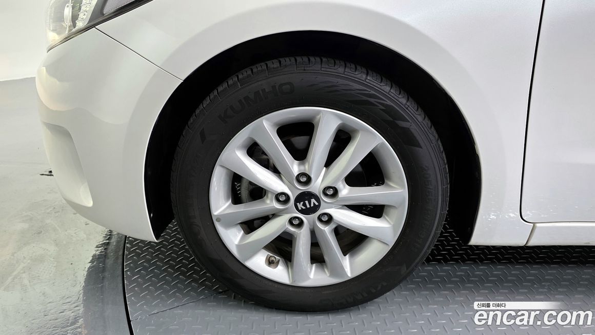 Kia K3 2017