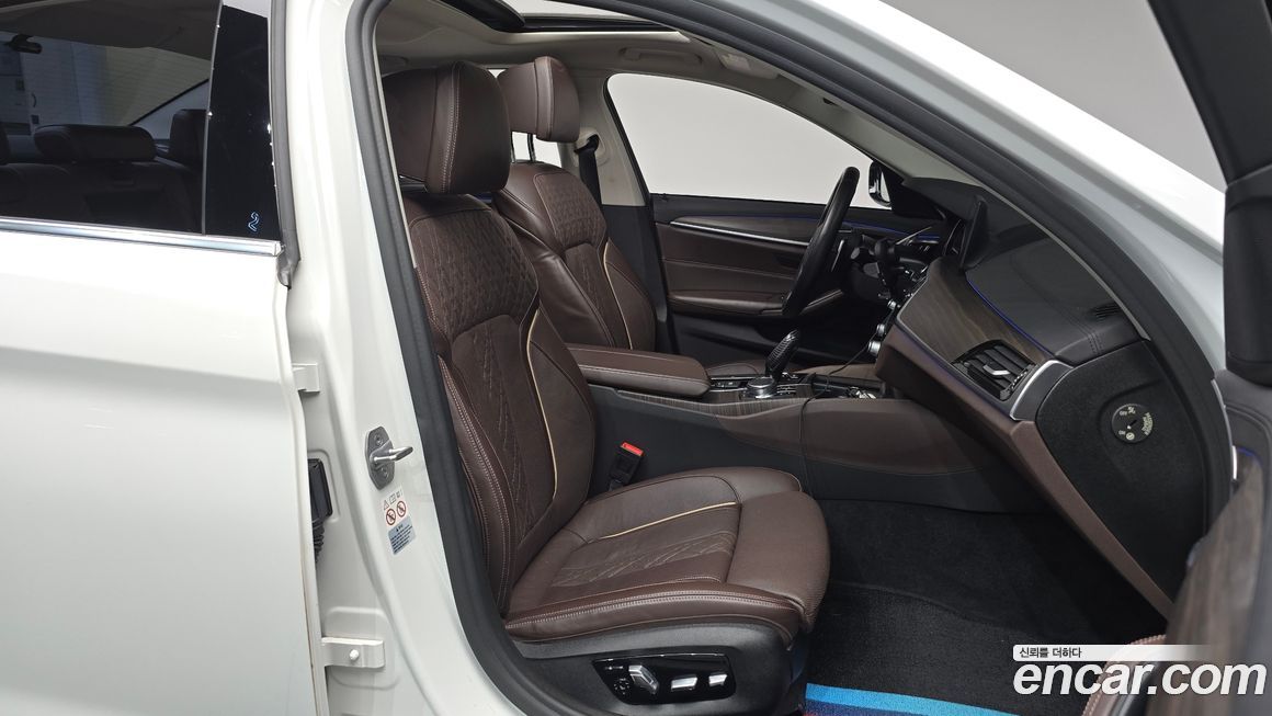 BMW 5-Series 2018