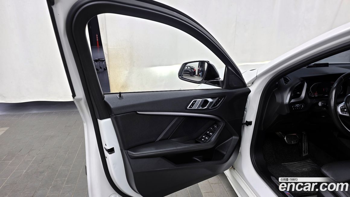 BMW 1-Series 2022