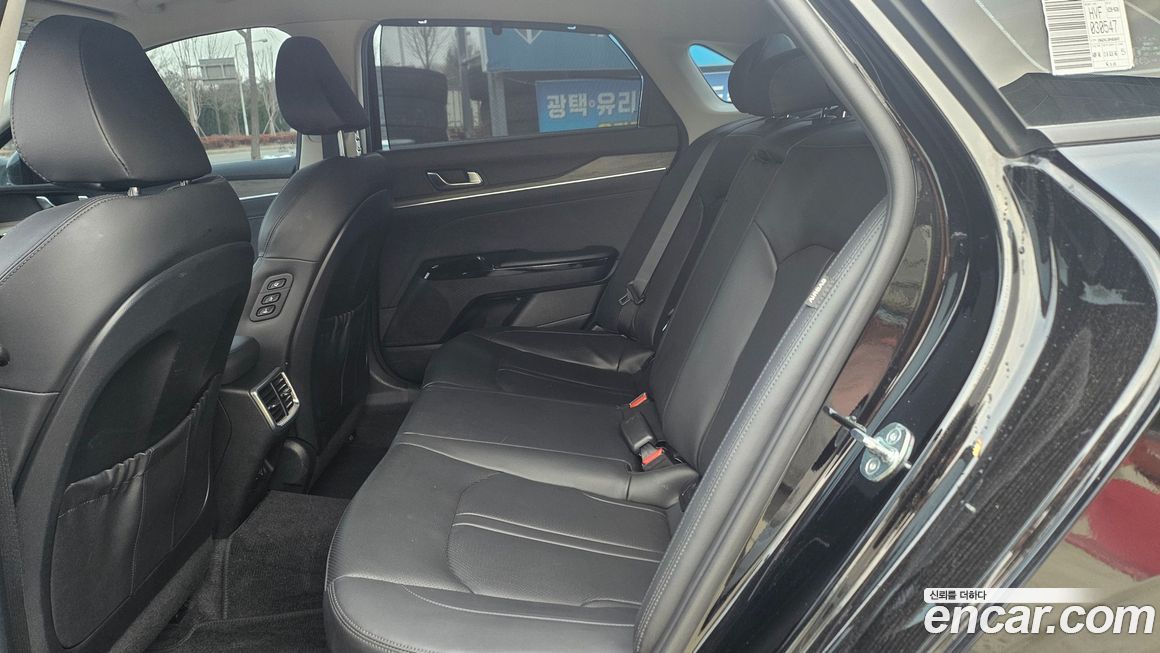 Kia K5 2023