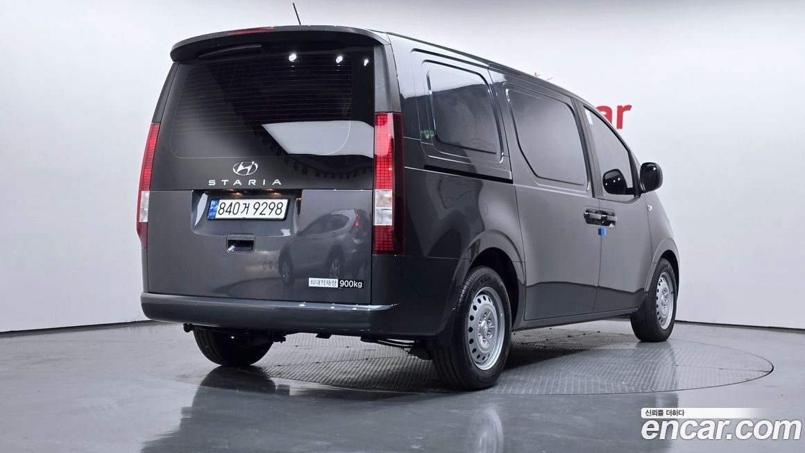 Hyundai Staria 2023