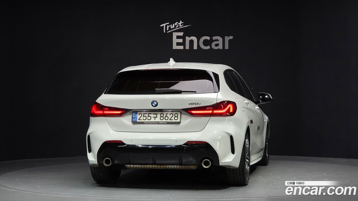 BMW 1-Series 2022