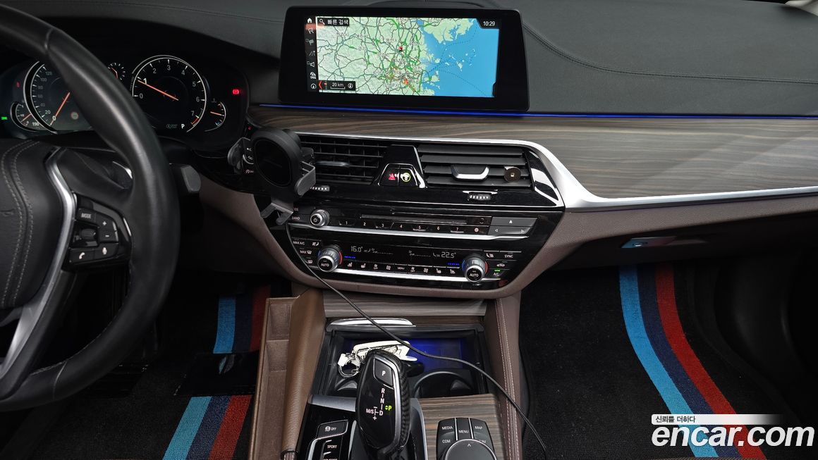 BMW 5-Series 2018