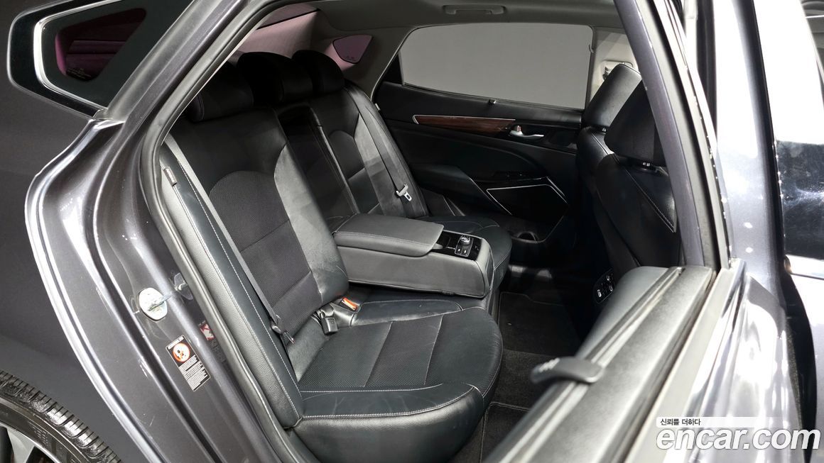 Kia K7 2016