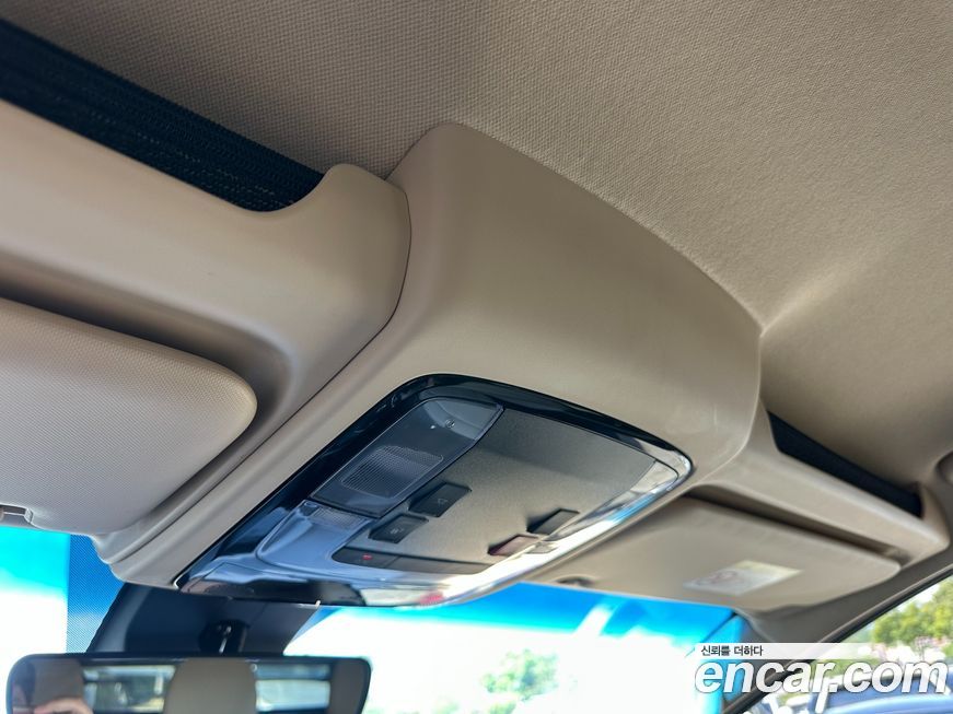 Hyundai Staria 2023