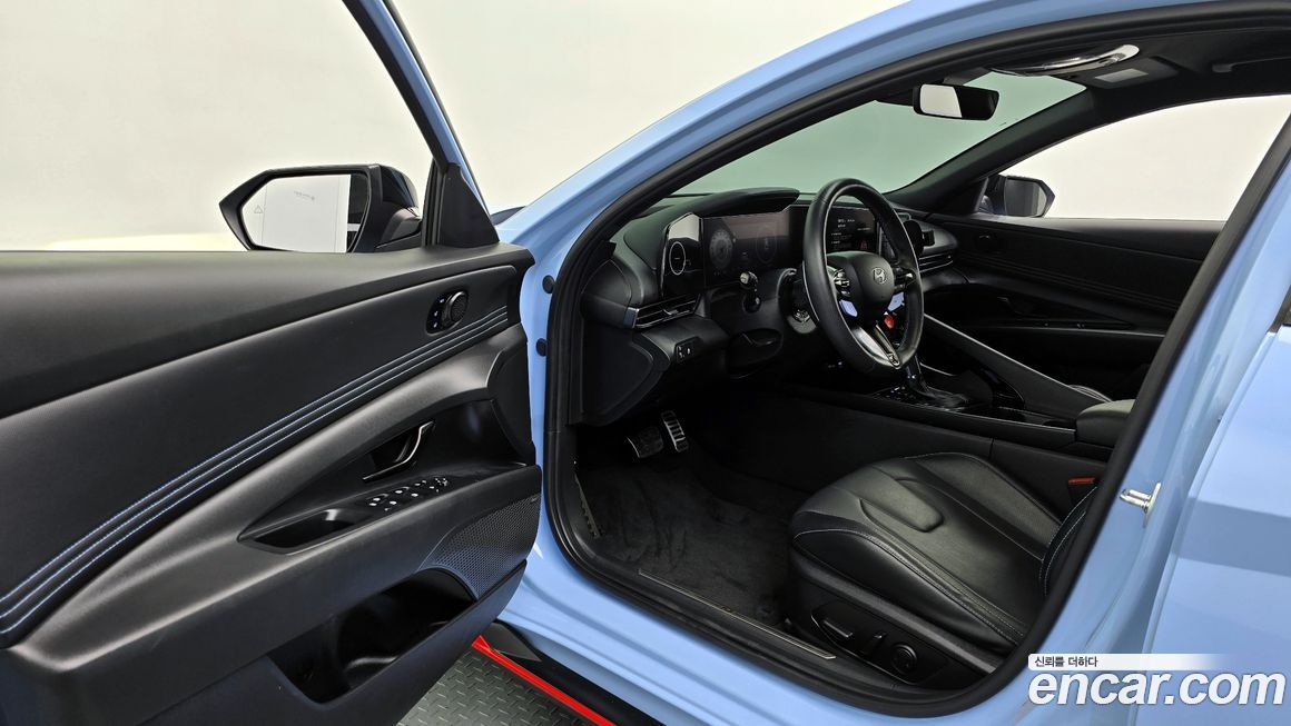 Hyundai AVANTE 2024