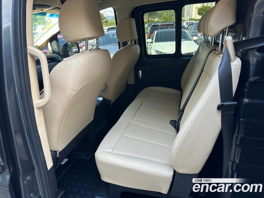 Hyundai Staria 2023
