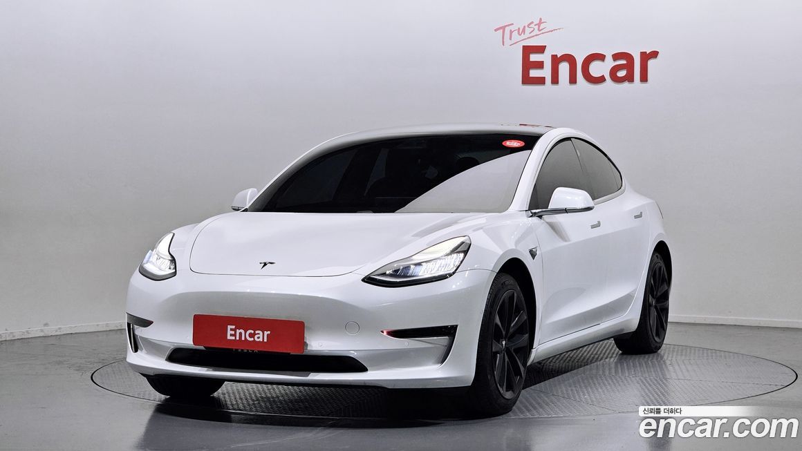 Tesla Model 3 2020