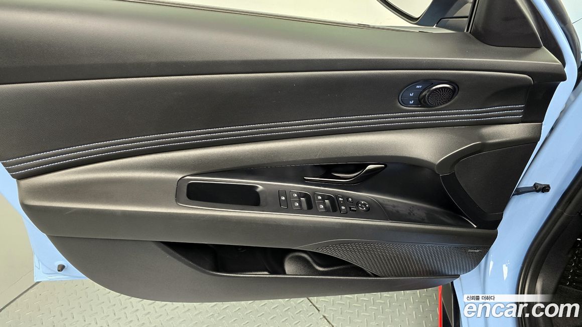 Hyundai AVANTE 2024