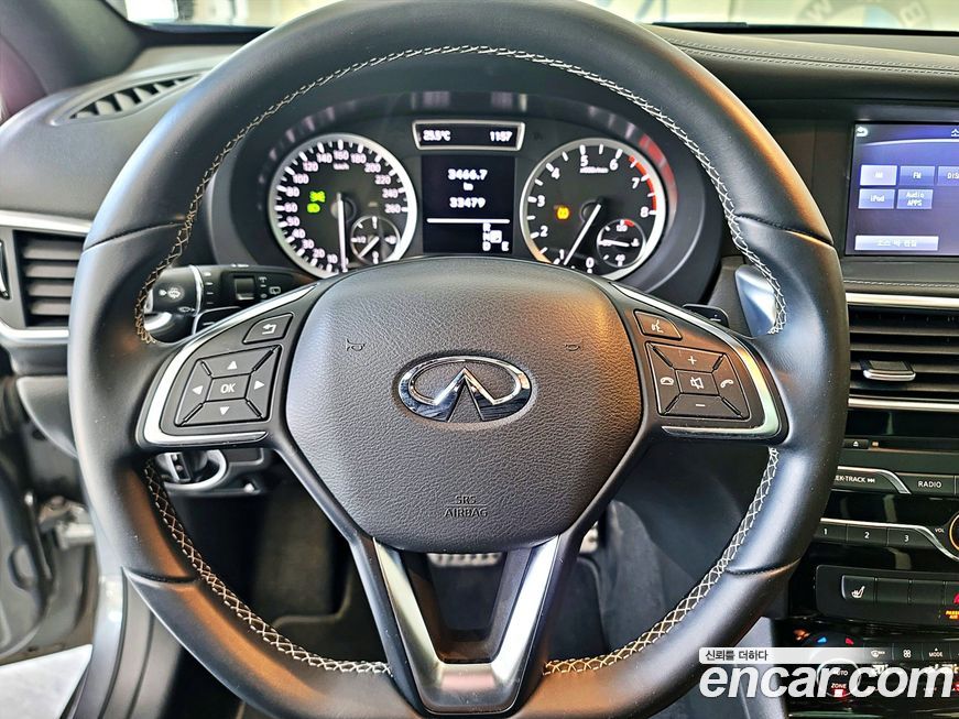 Infiniti Q30 2017
