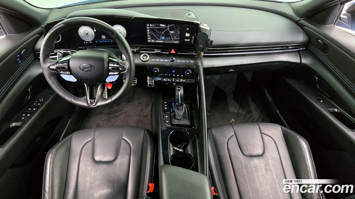 Hyundai AVANTE 2024