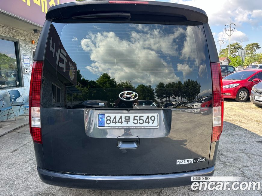 Hyundai Staria 2023