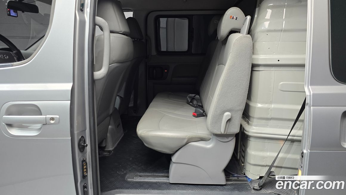 Hyundai Starex 2019