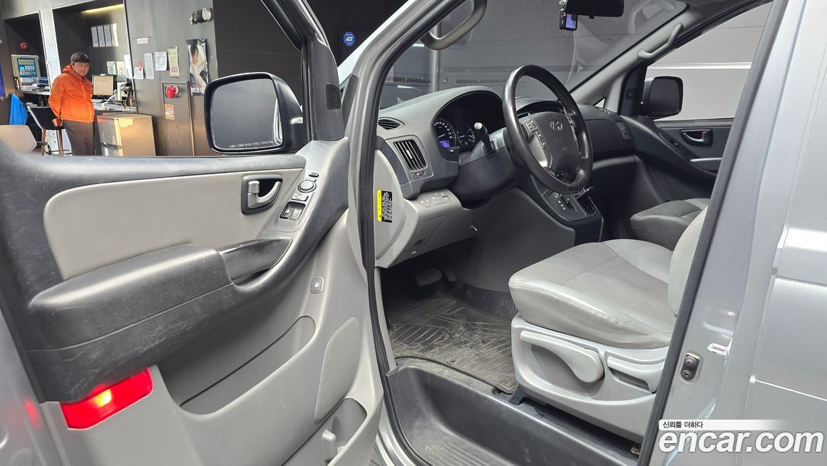 Hyundai Starex 2019