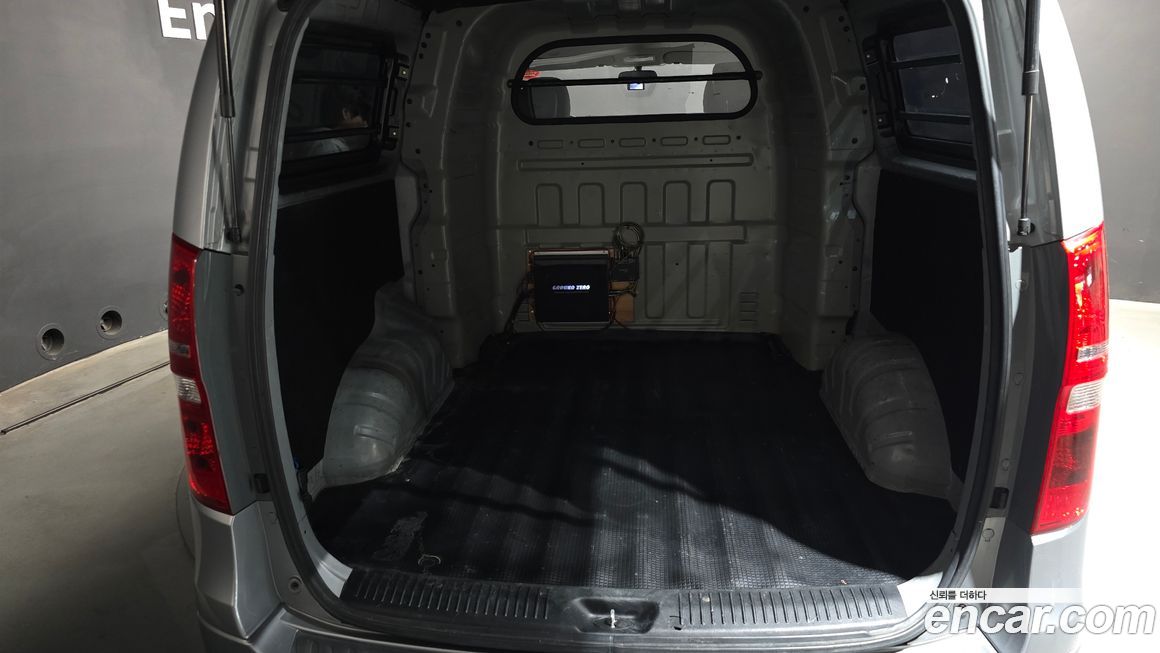 Hyundai Starex 2019