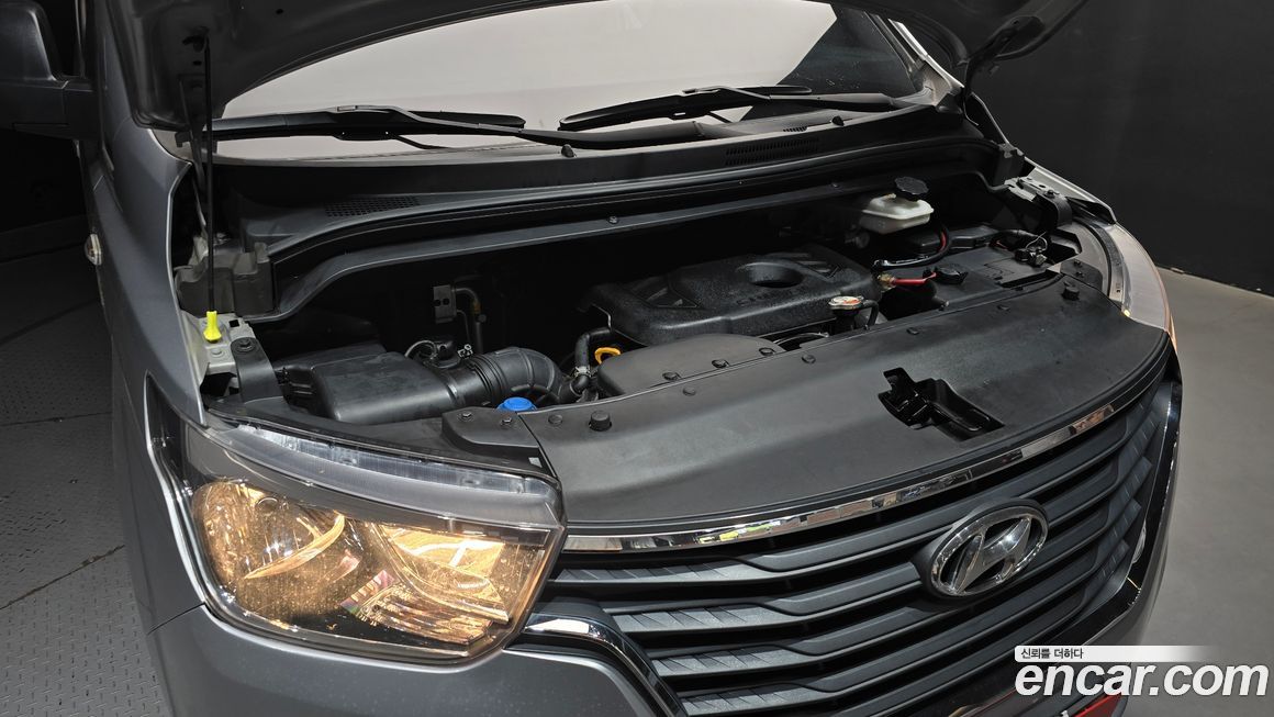 Hyundai Starex 2019