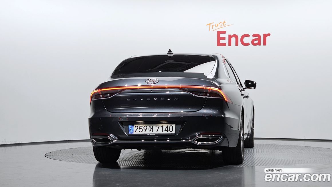 Hyundai Grandeur 2022