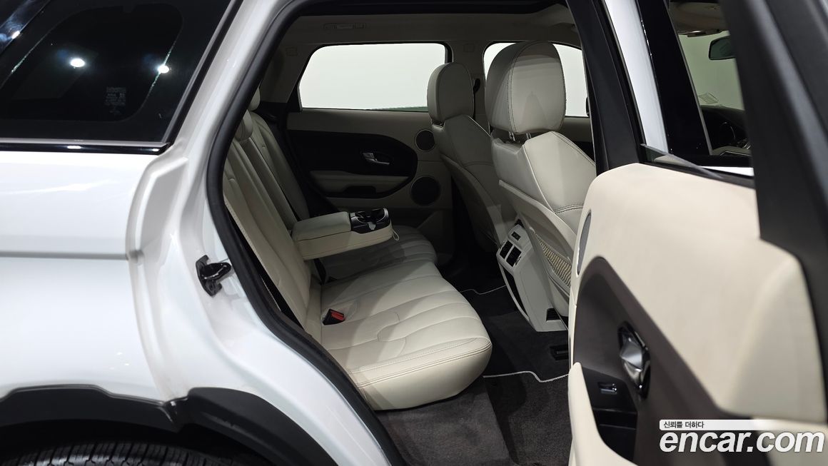 Land Rover Range Rover Evoque 2015