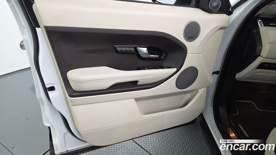 Land Rover Range Rover Evoque 2015