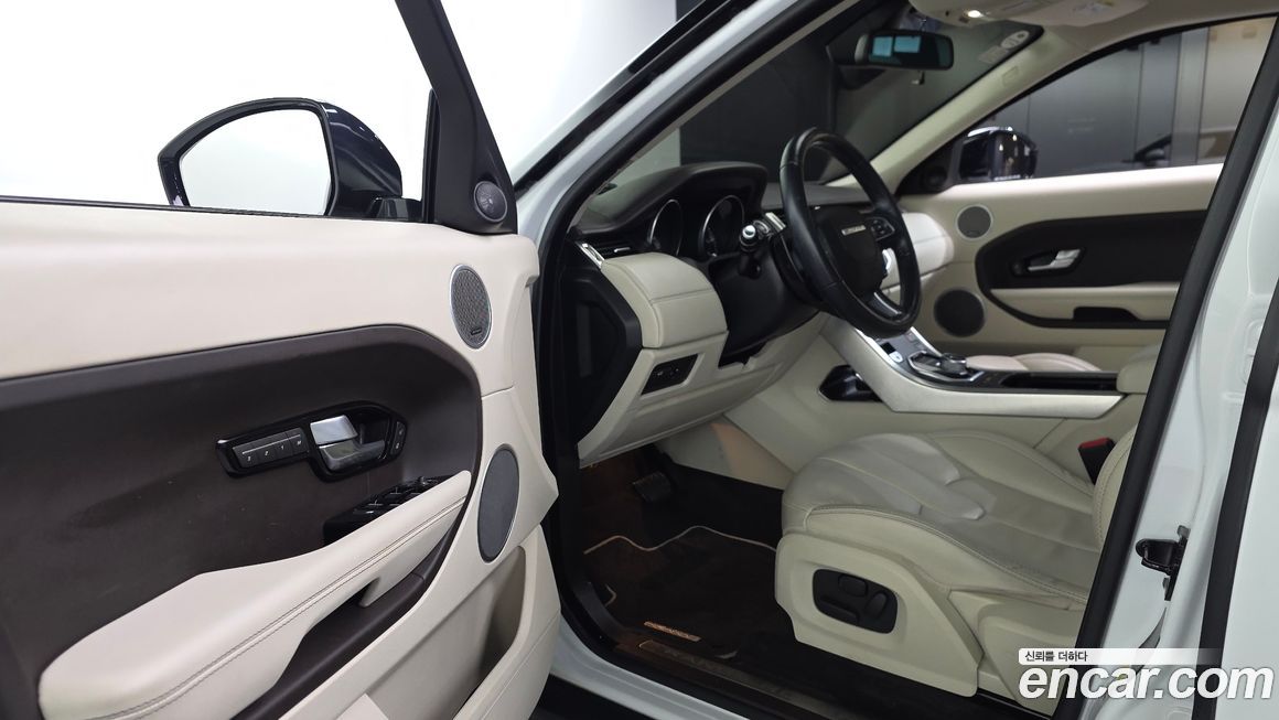 Land Rover Range Rover Evoque 2015