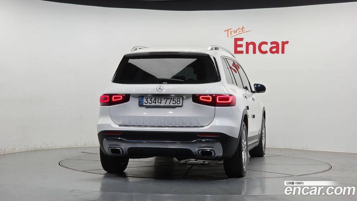 Mercedes-Benz GLB-Class 2020