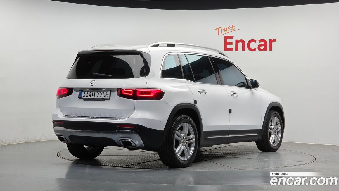 Mercedes-Benz GLB-Class 2020