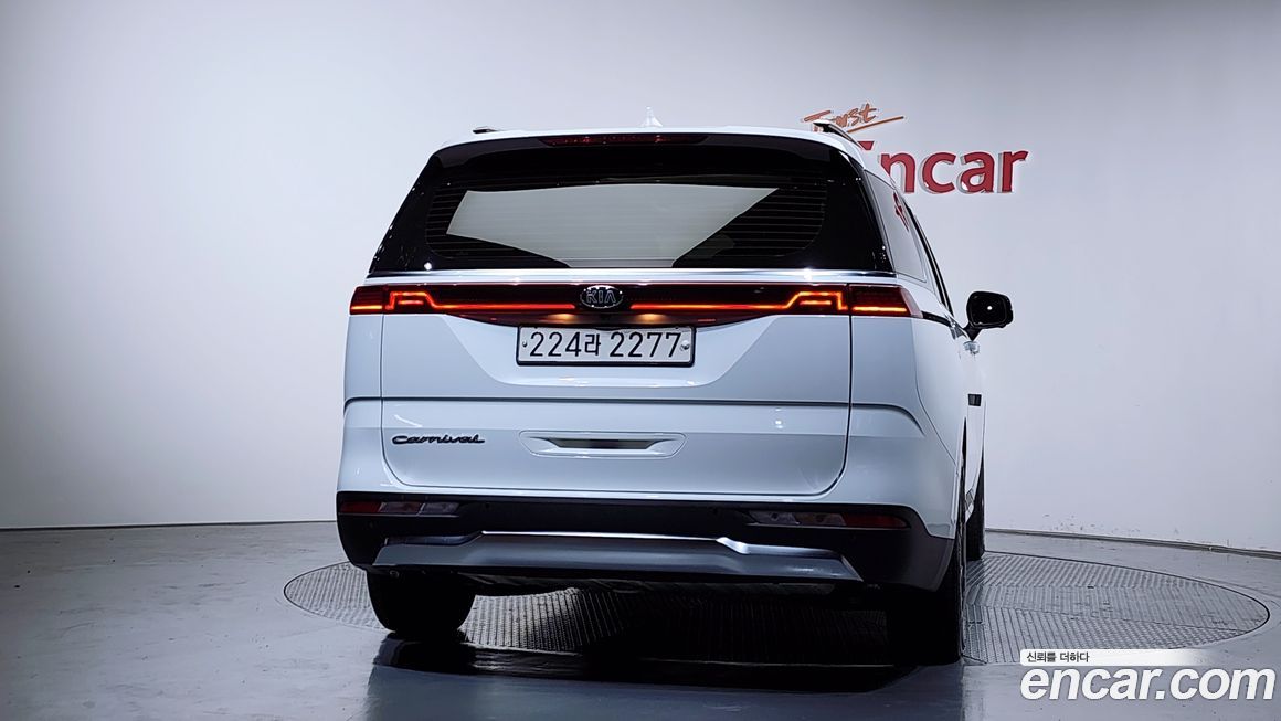 Kia Canival 2021