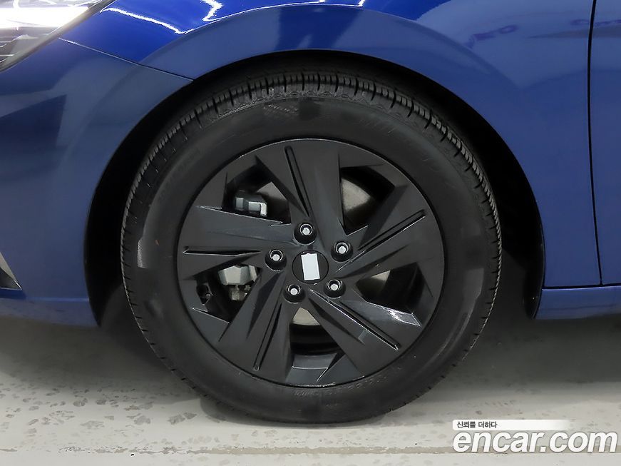 Hyundai AVANTE 2023