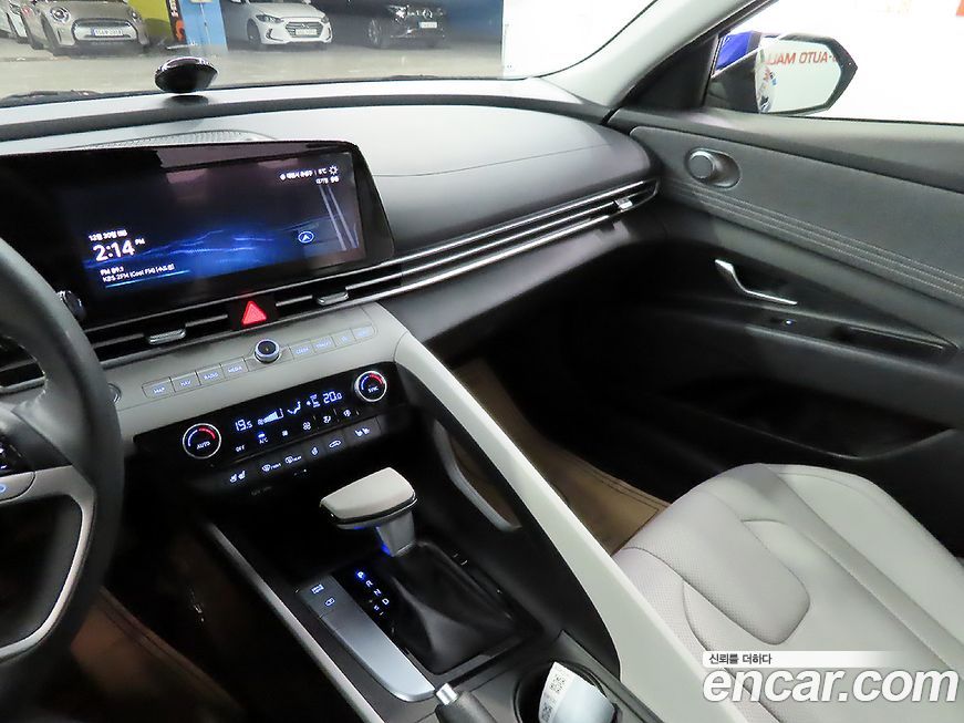Hyundai AVANTE 2023