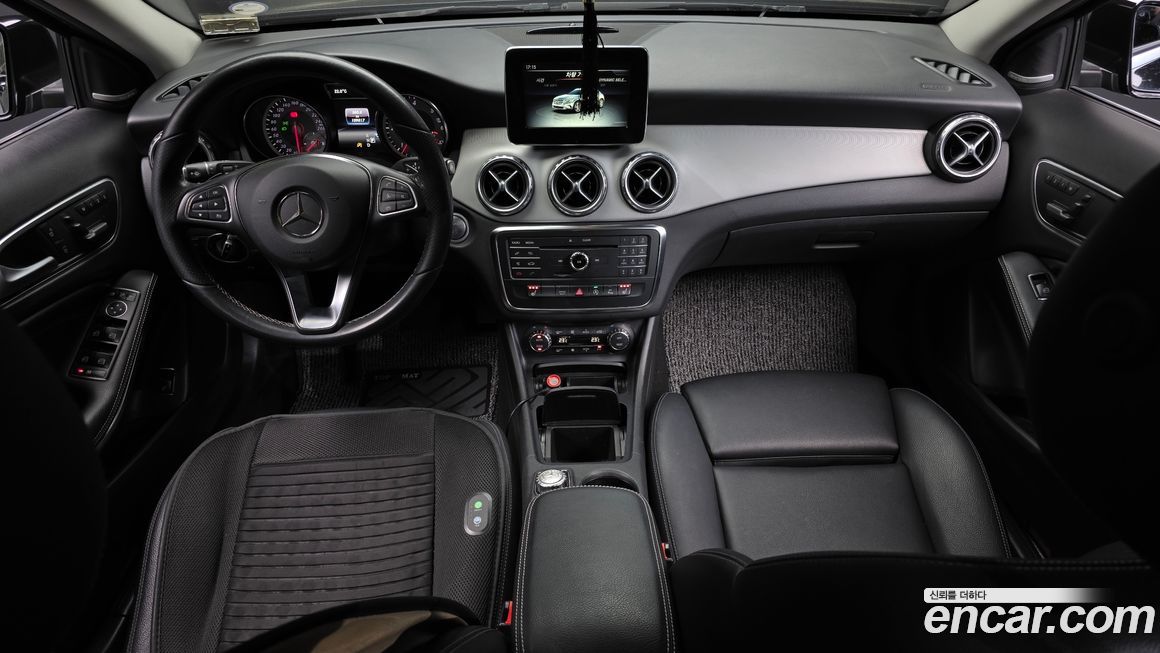 Mercedes-Benz GLA-Class 2017