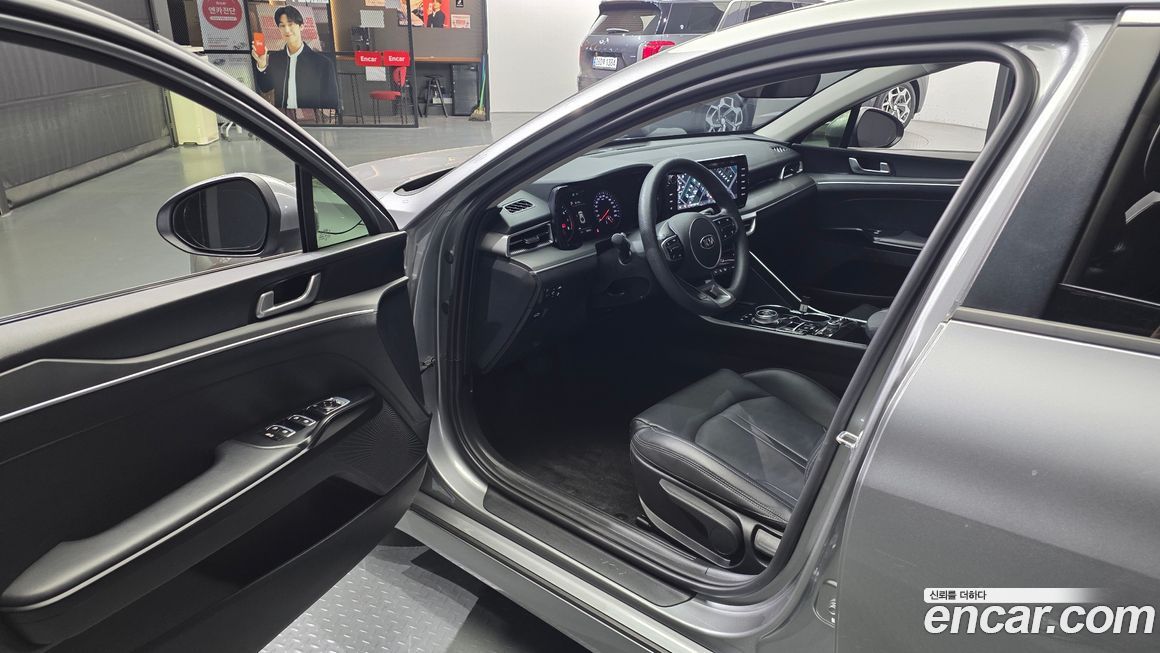 Kia K5 2021