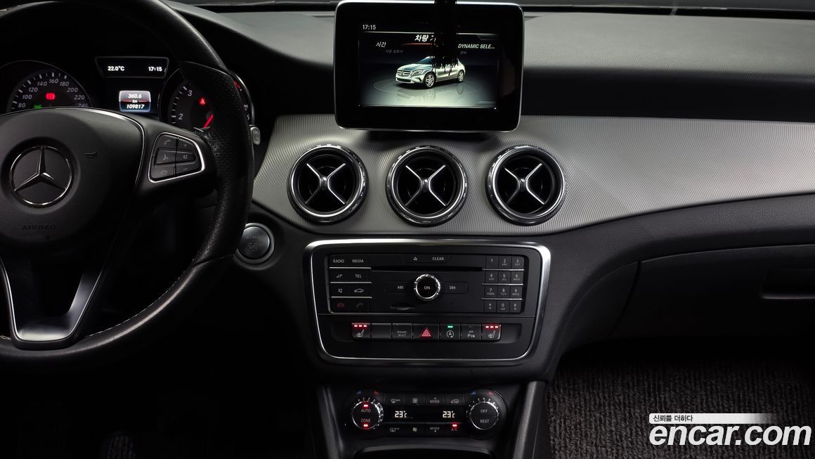 Mercedes-Benz GLA-Class 2017