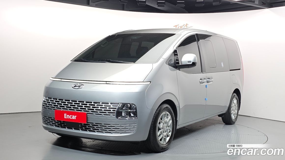 Hyundai Staria 2024