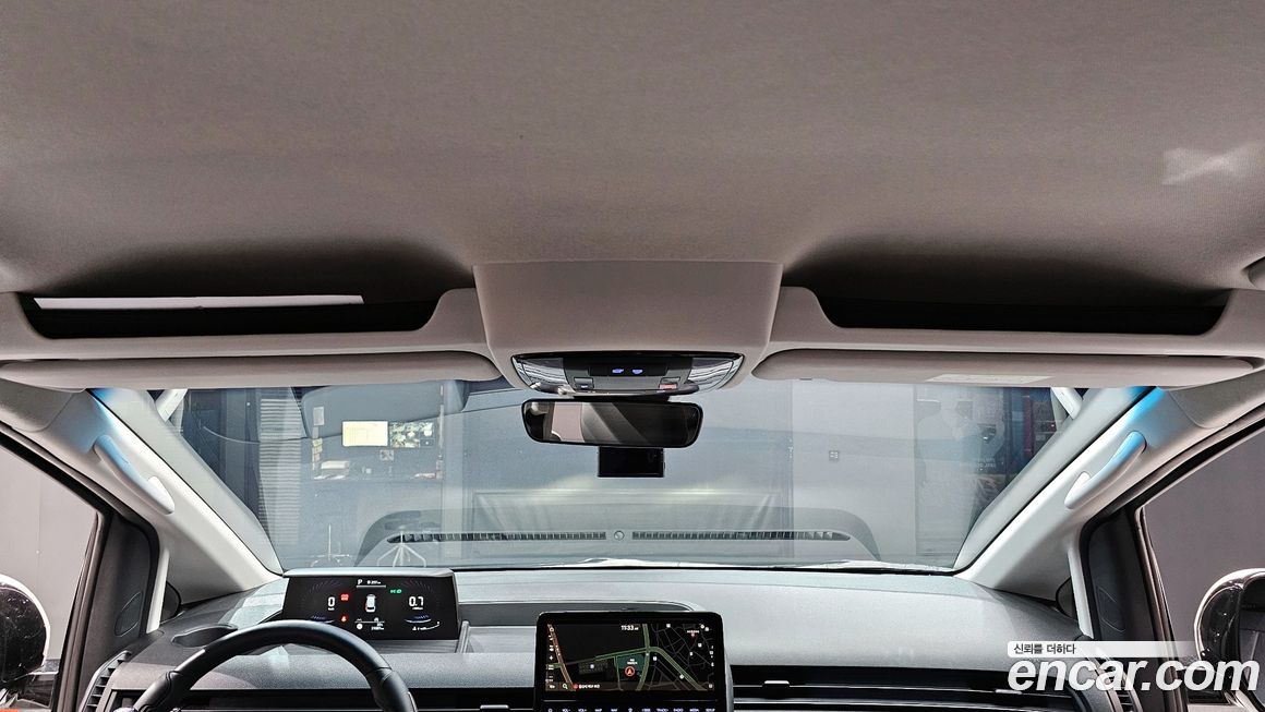 Hyundai Staria 2023