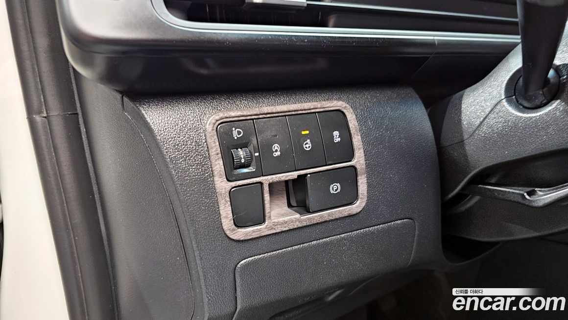 Hyundai Staria 2023