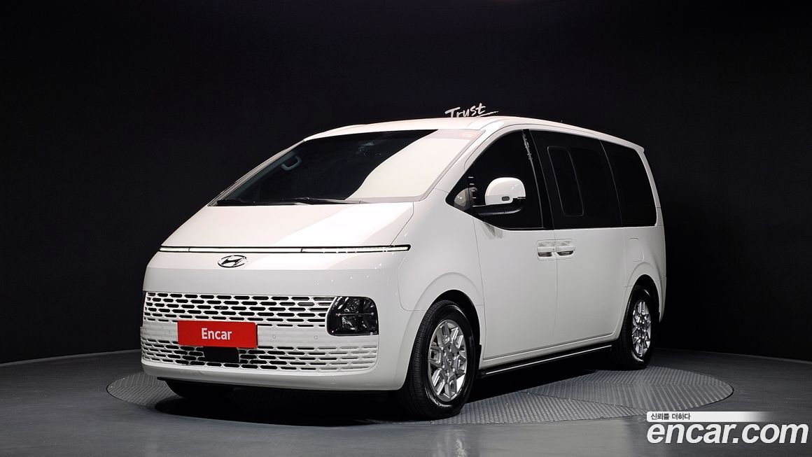 Hyundai Staria 2023