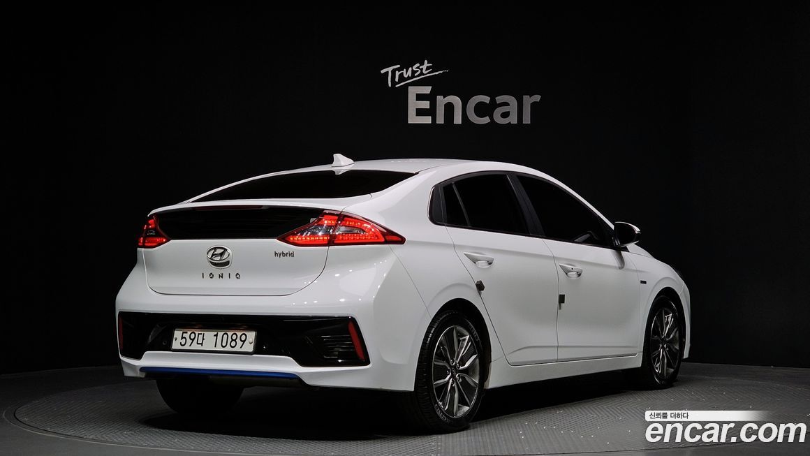 Hyundai Ioniq 2017