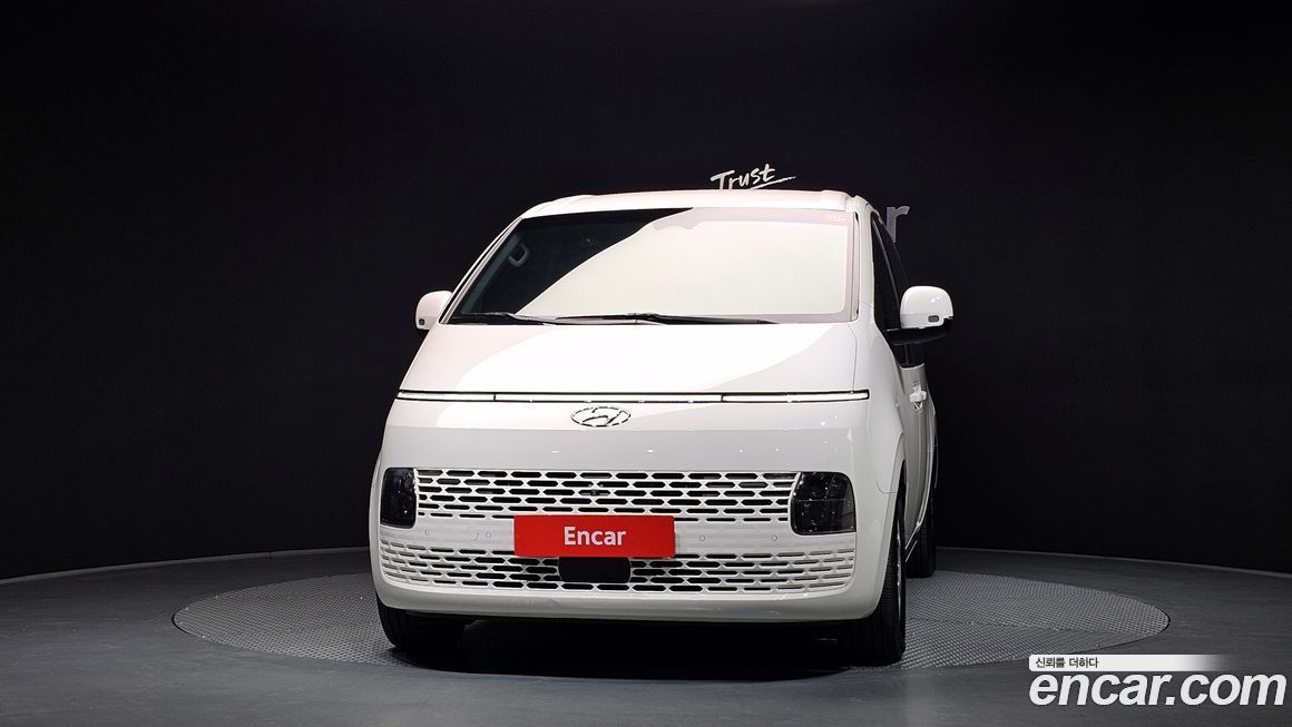 Hyundai Staria 2023