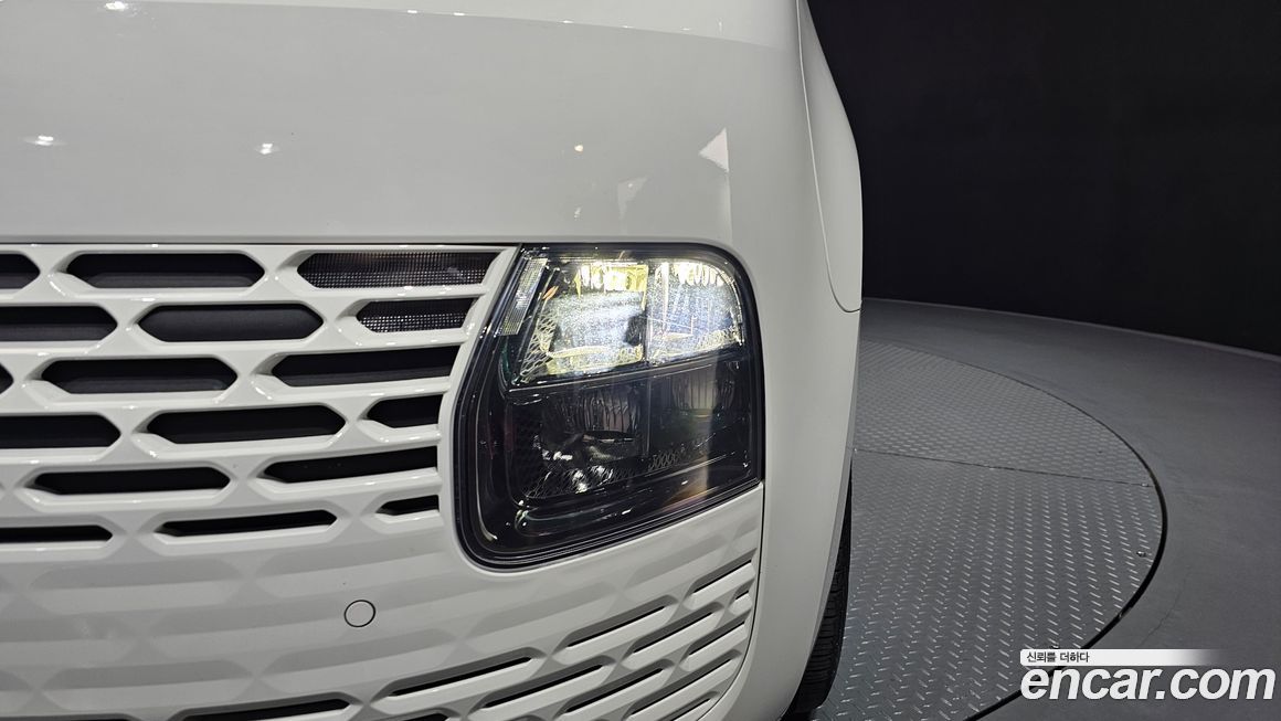 Hyundai Staria 2023